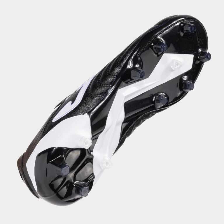 Chaussures de FOOT Aguila Cup 24 FG NOIR BLANC